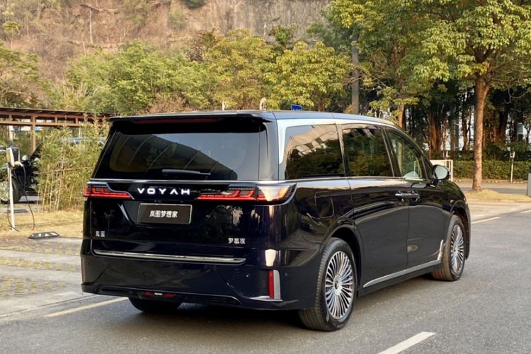 Used VOYAH Dream 2025 PHEV Four-Wheel-Drive Flagship Kunpeng Edition