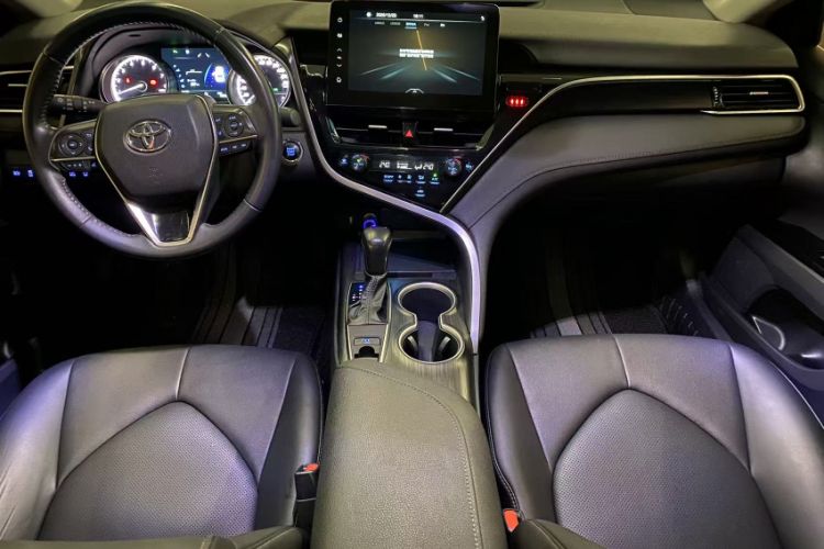 Used Toyota Camry 2021 2.0G Luxury Edition