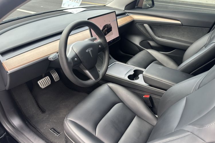 Used Tesla Model 3 2022 Performance High-Performance All-Wheel-Drive Version
