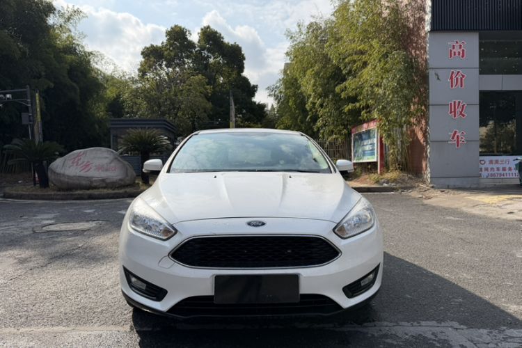 Used Ford Focus 2015 Hatchback 1.6L Automatic Comfort Model