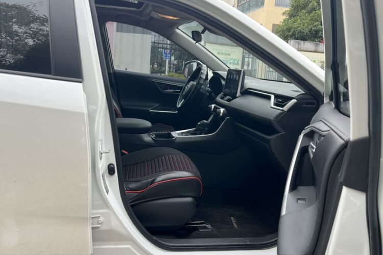 Used Toyota Wildlander 2021 2.0L CVT Two-Wheel Drive Luxury Edition
