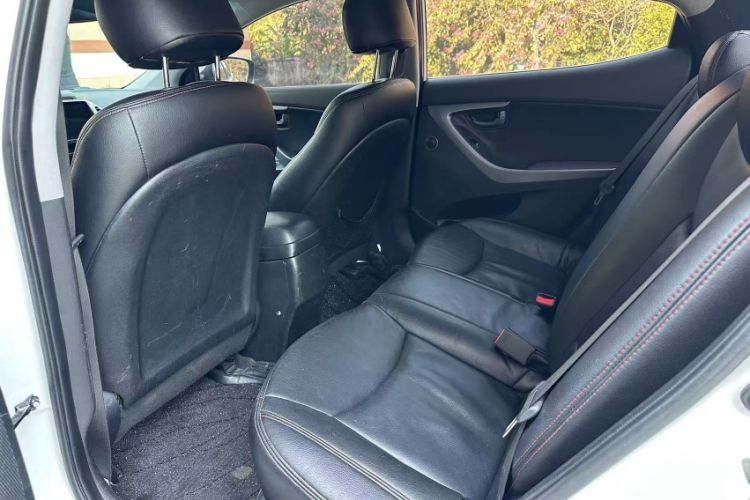 Used Hyundai Elantra 2016 1.6L Automatic Smart Version