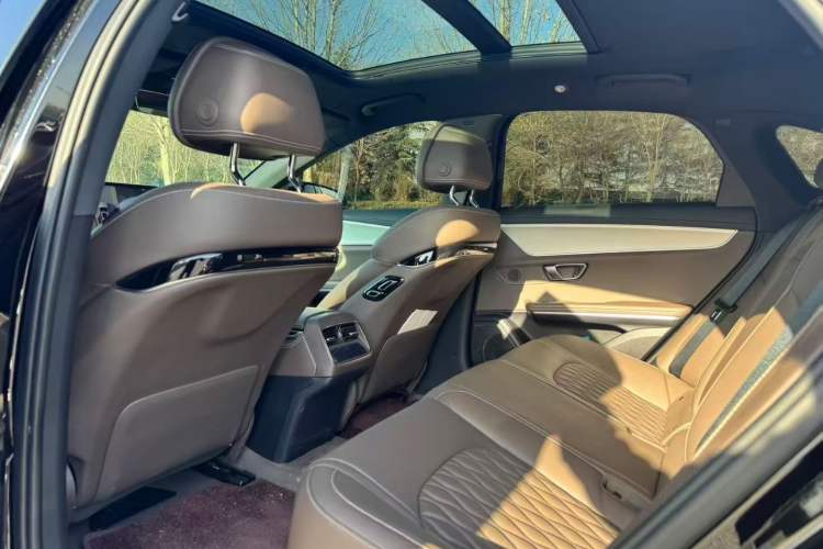 Used BYD Han 2025 DM-i 125KM Prestige Model
