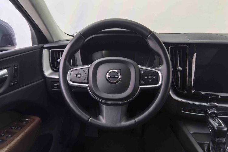 Used Volvo XC60 2019 T5 4x4 Smart Edition China V Standard