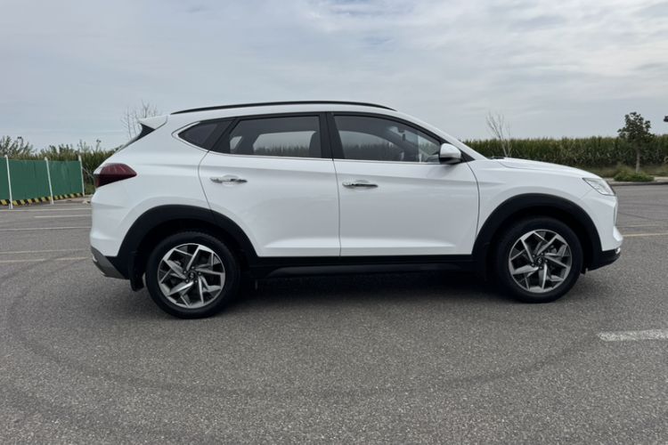 Used Hyundai Tucson 2020 280TGDi Two-Wheel-Drive GLS Fashion Edition China VI Standard