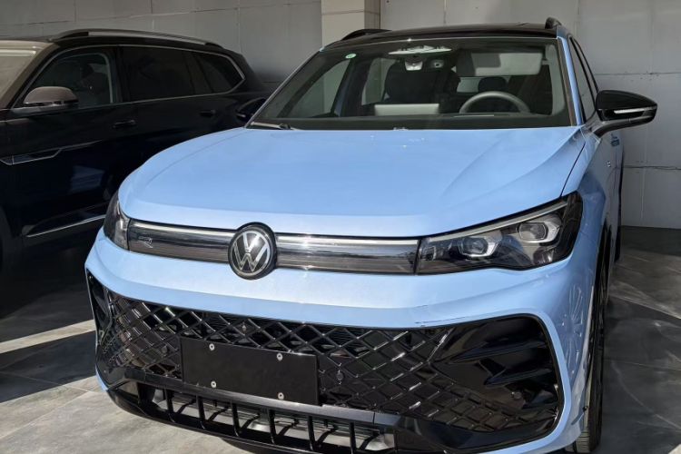 Used Volkswagen Tiguan L 2024 PRO 380TSI Four-Wheel Drive R-Line Prestige Edition
