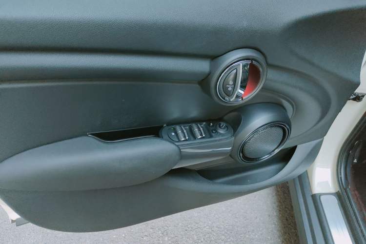 Used  MINI 2016 1.5T COOPER Five-Door Edition