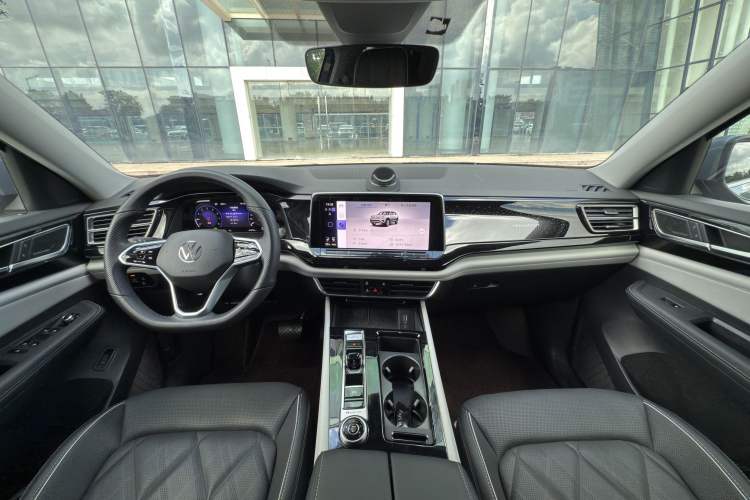 Used Volkswagen Teramont 2023 530 V6 All-Wheel Drive Prestige Flagship Edition
