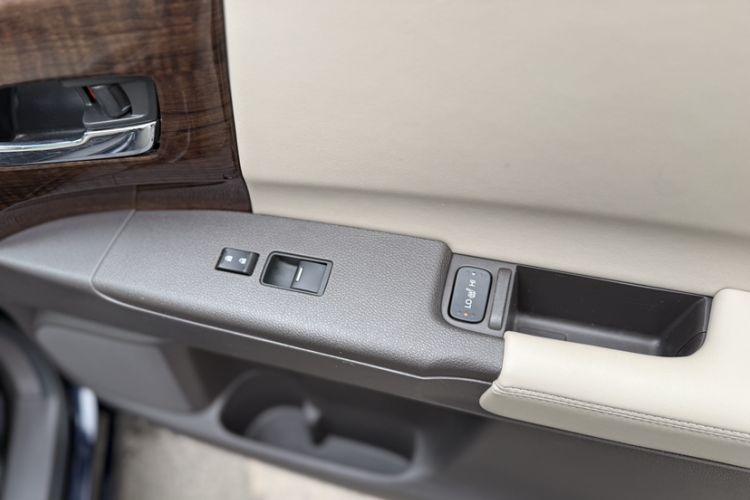 Used Honda Odyssey 2015 Revised 2.4L Luxury Edition
