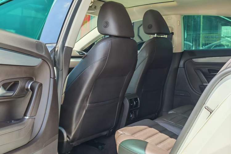 Used Volkswagen FAW-Volkswagen CC 2016 1.8TSI Luxury Model
