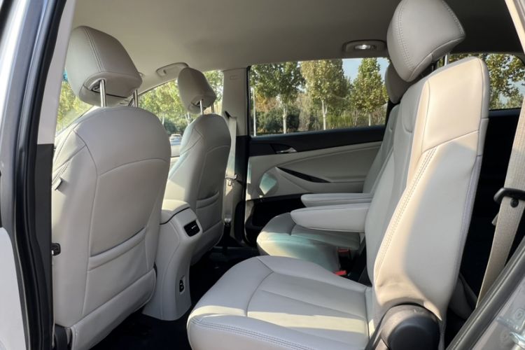 Used Buick GL6 2018 18T 6-Seater Elite Model
