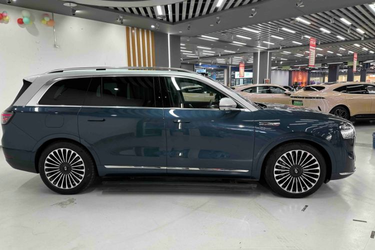 Used Hima AITO M9 2024 Range-Extended Ultra Version 52 kWh 5-Seater Model
