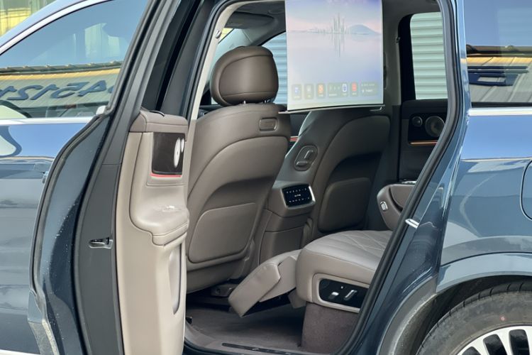 Used Hima AITO M9 2024 Range-Extended Ultra Version 52 kWh 5-Seater Model
