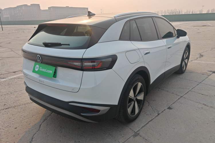 Used Volkswagen ID.4 X 2025 Smart Version Pure & Intelligent Enjoyment Edition
