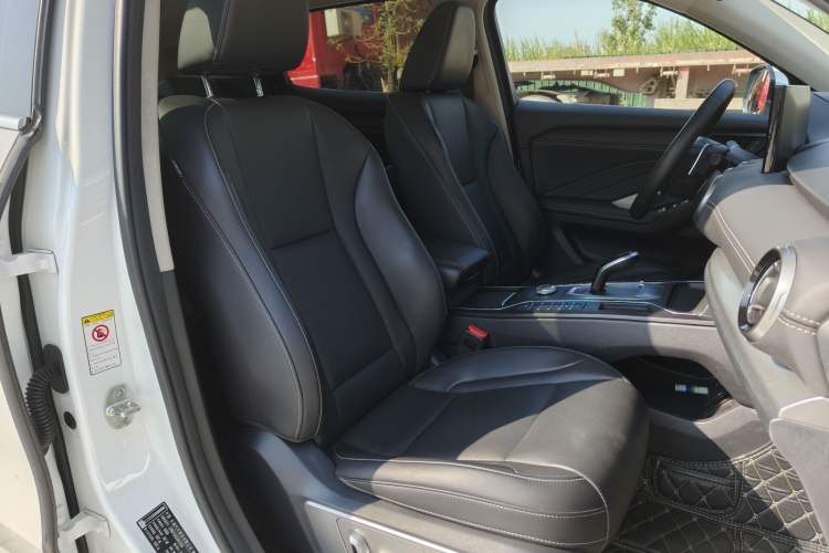 Used Wey VV6 2021 2.0T Two-Wheel Drive Smart Protection+
