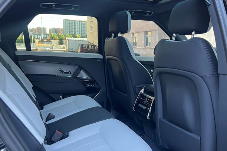 Used Land Rover Range Rover Sport 2023 360 PS S
