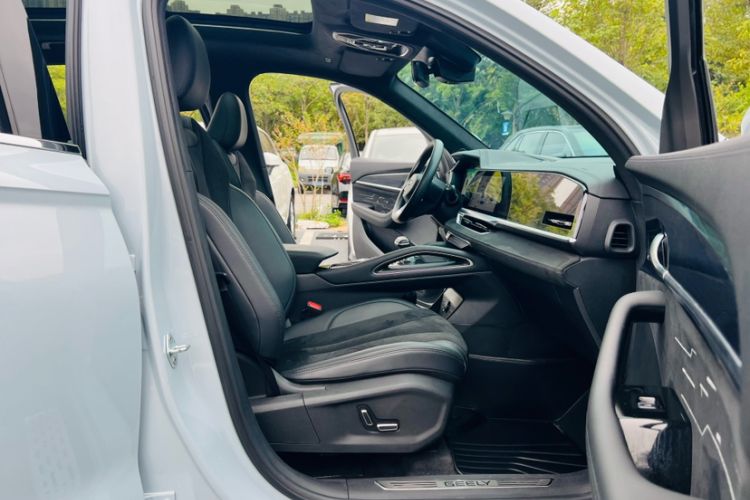 Used Geely Auto Monjaro L 2022 1.5T Thunder Hi·F Plug-in Hybrid Super Rui
