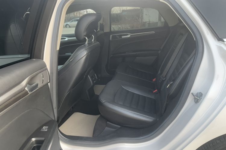 Used Ford Mondeo 2017 Facelifted EcoBoost 200 Luxury Version
