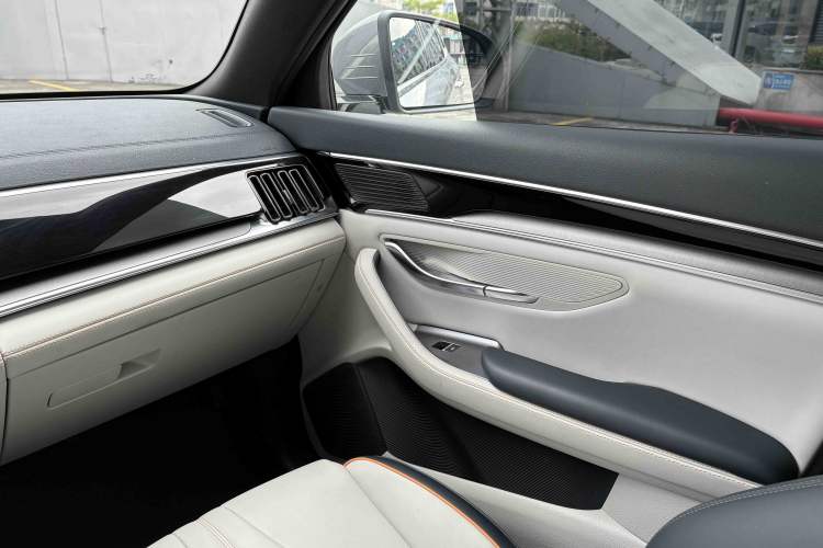 Used BYD Song PLUS New Energy 2024 HONOR Edition DM-i 110km Flagship Model
