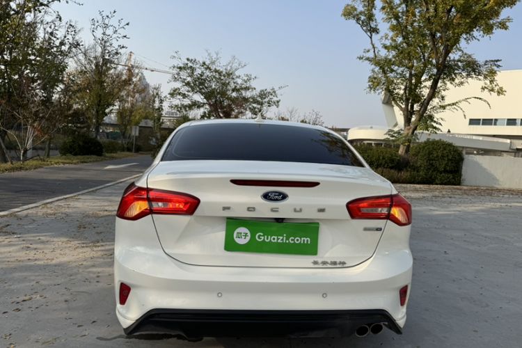 Used Ford Focus 2020 Sedan EcoBoost 180 Automatic Trend Edition
