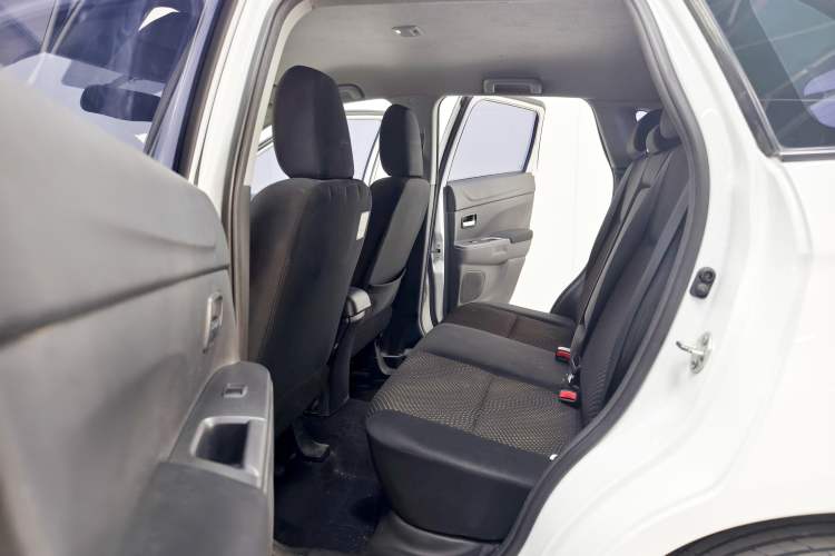 Used Mitsubishi ASX 2013 2.0L CVT Two-Wheel Drive Elite Edition