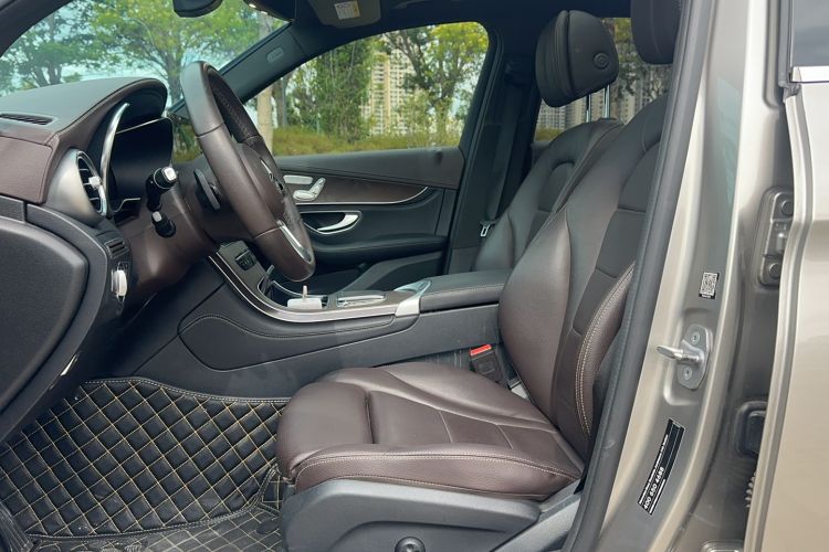 Used Mercedes-Benz GLC 2020 GLC 300 L 4MATIC Dynamic Edition
