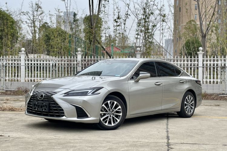 Used Lexus ES 2025 200 Premium Edition

