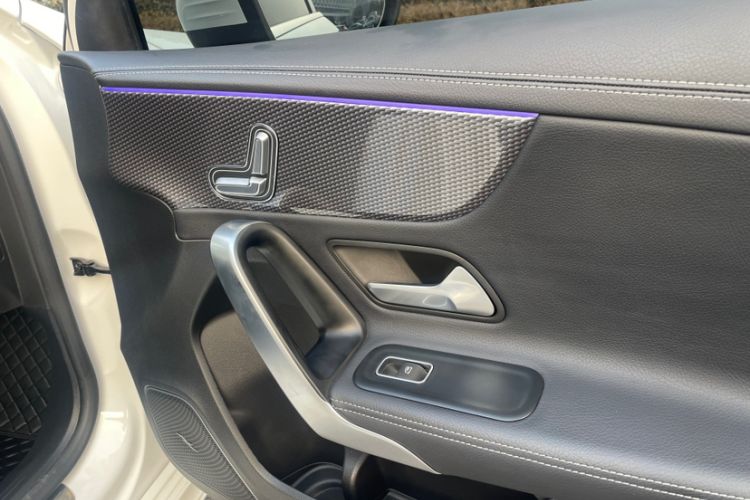 Used Mercedes-Benz A-Class 2022 Revised Version A 200 L Sport Sedan Fashionable Style
