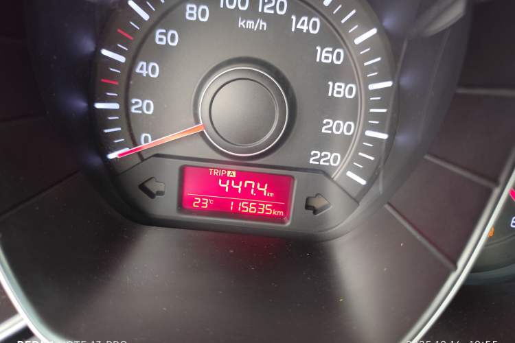 Used Kia K2 2015 Sedan 1.4L MT GLS
