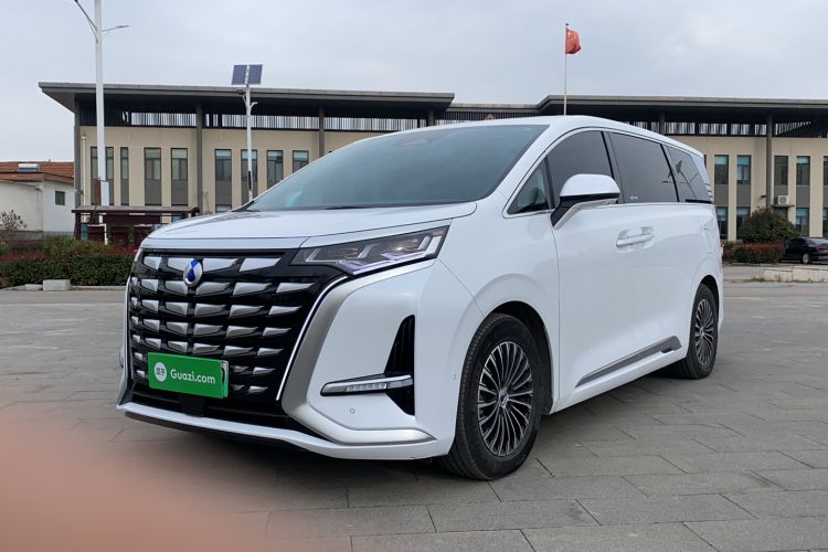 Used Denza D9 2022 DM-i 970 Four-Wheel Drive Flagship Model
