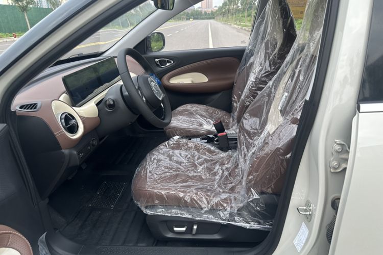 Used Wuling Bingo 2024 410 km Lingxi Deluxe Edition
