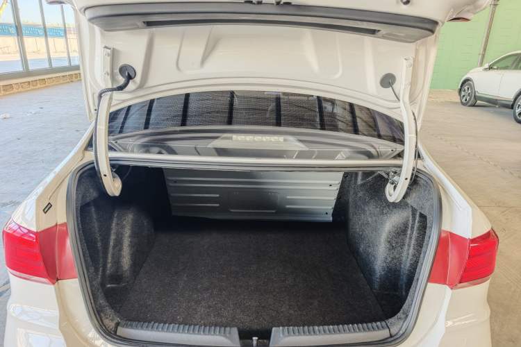 Used Volkswagen Santana 2019 1.5L Automatic Fashion Edition China VI