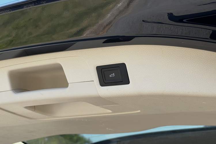 Used VOYAH Dream 2022 0-Carbon Edition Dream+ Smart Enjoyment Package 475 km
