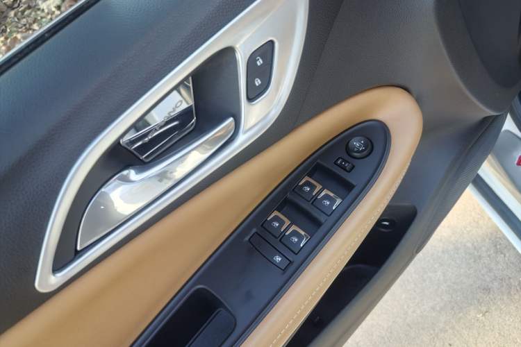 Used Buick Verano 2015 Sedan 20T Dual-Clutch Flagship Model
