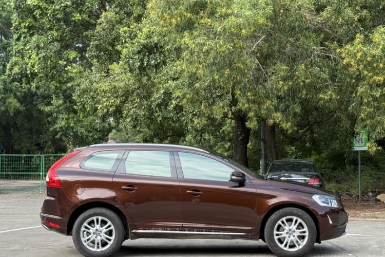 Used Volvo XC60 2014 T5 Zhiyi Edition
