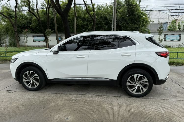 Used Buick Envision 2022 Encore S 552T Two-Wheel-Drive Luxury Model
