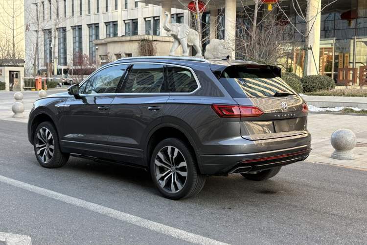Used Volkswagen Touareg 2019 3.0 TSI Advanced Version China V Standard