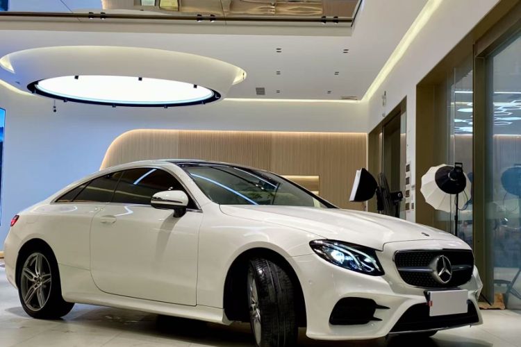 Used Mercedes-Benz E-Class 2017 E 200 4MATIC Coupe
