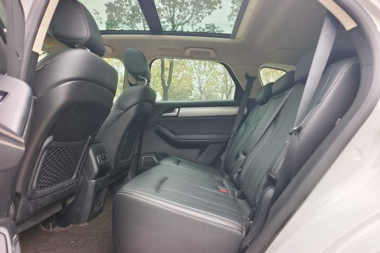 Used BYD Tang 2018 2.0T Automatic SmartConnect Prestige 7-Seater China V Standard