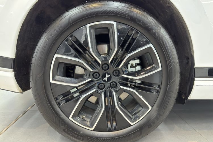 Used XPeng G9 2025 625 Long-Range Max
