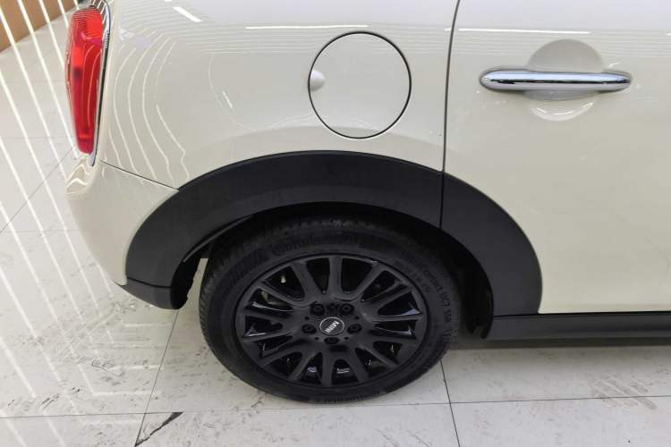 Used  MINI 2016 1.2T ONE Pioneer Edition Five-Door Version
