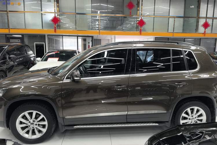 Used Volkswagen Tiguan 2017 300TSI Automatic Two-Wheel Drive Silk Road Comfort Edition

