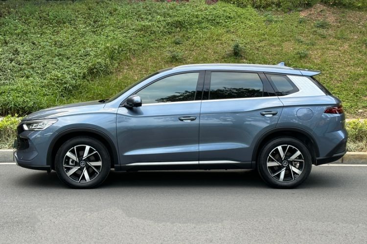 Used BYD Song Pro New Energy 2024 HONOR Edition DM-i 110KM Beyond Model
