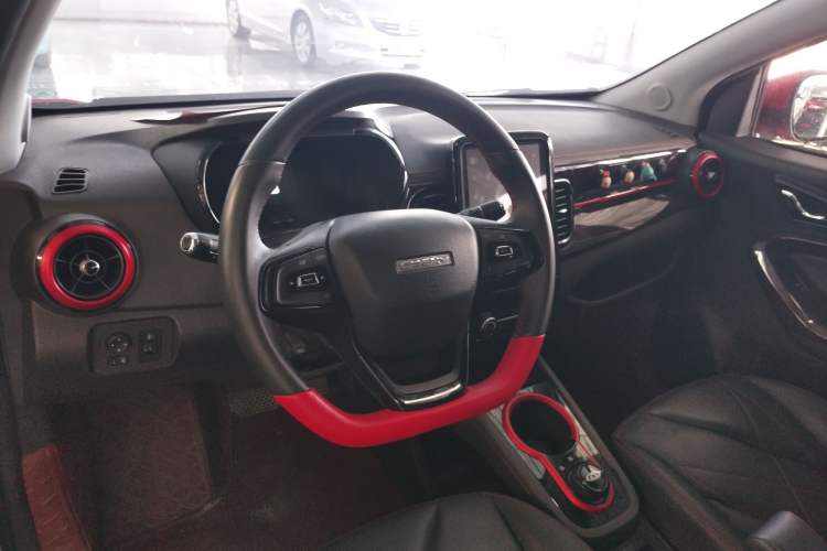 Used Chery Little Ant 2022 Restyled Version Sweet Pink Edition Half-Sugar Version 30.6 kWh 30 kW 301 km
