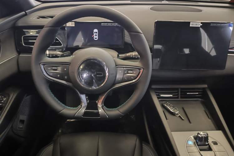 Used BYD Seal 06 New Energy 2025 DM-i Smart Drive 80KM Luxury Model
