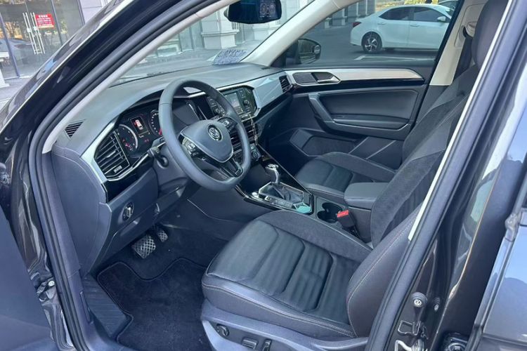 Used Volkswagen Tayron 2019 330TSI Two-Wheel Drive Luxury Model China VI Standard
