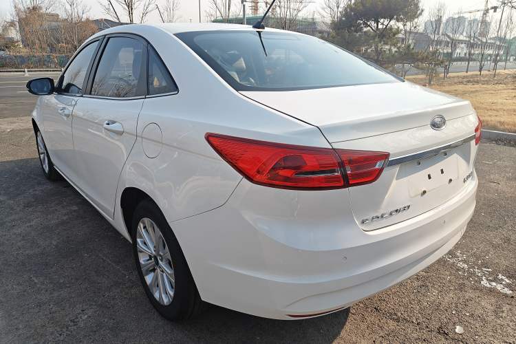 Used Ford Escort 2017 Happiness Edition 1.5L Automatic Fashion Version
