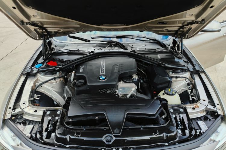 Used BMW 3 Series 2016 320Li Fashion Model
