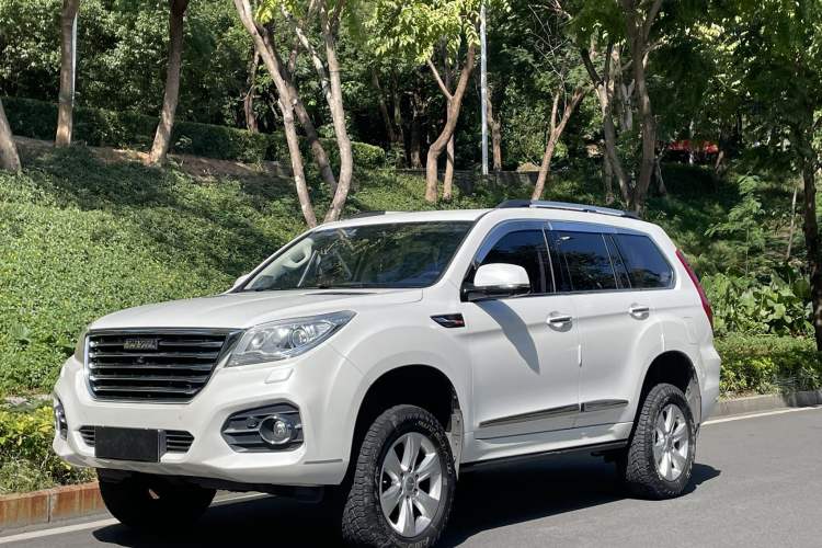 Used Haval H9 2017 2.0T Gasoline 4x4 Luxury 7-Seater
