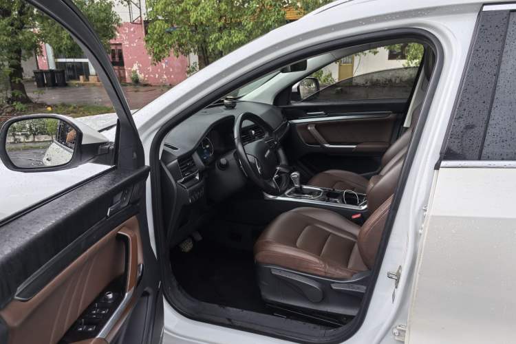 Used Haval H4 2018 Red-Label 1.5 GDIT DCT Fashion Edition
